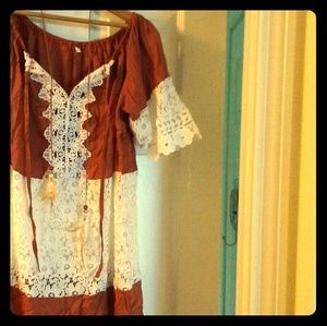 Brown and lace peasant.blouse